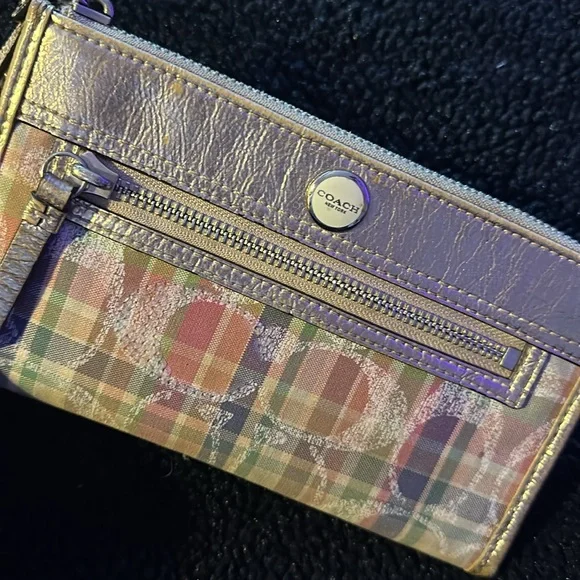 Coach Wristlet - Picture 3 of 7
